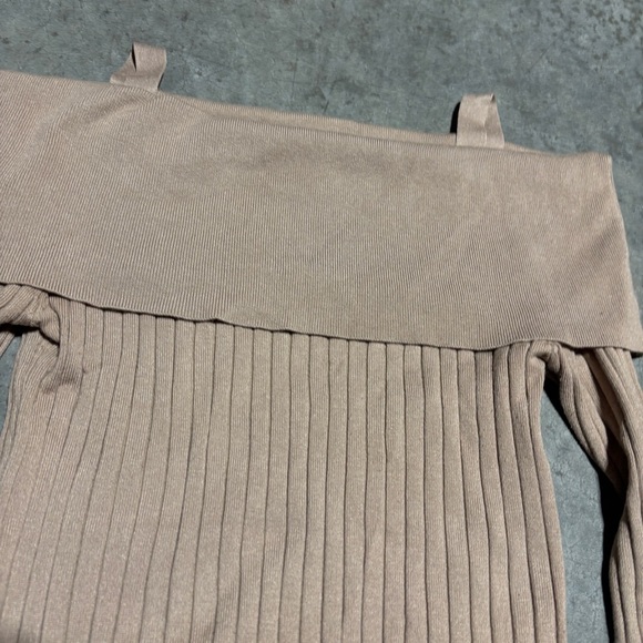 cottage whimsy y2k fold over long sleeve top
Windsor
brown tan
sz Medium - Picture 8 of 10